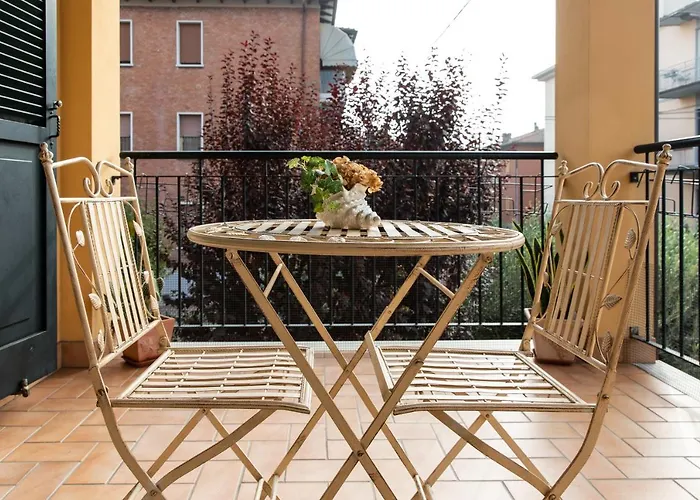 Bloom As Are 3* Bologna